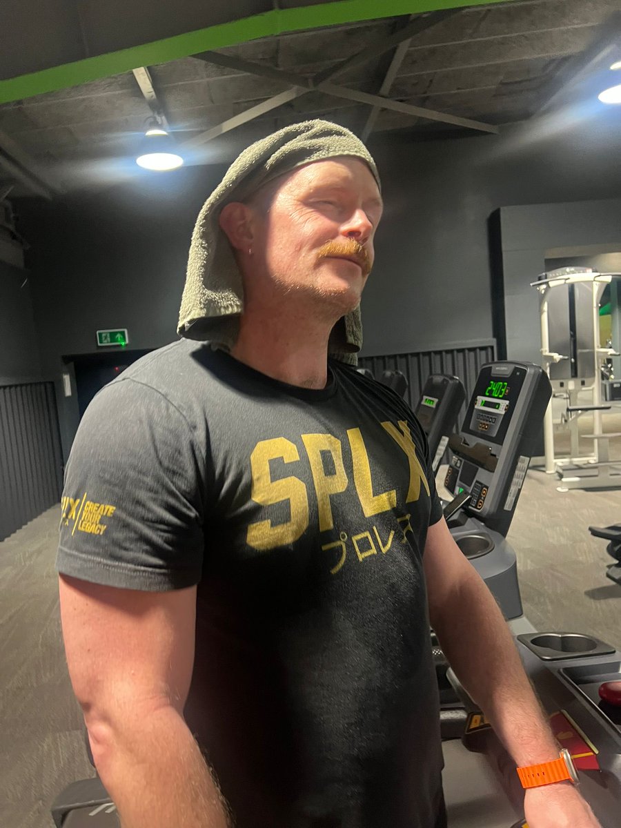 Wing Commander Nash tweet media