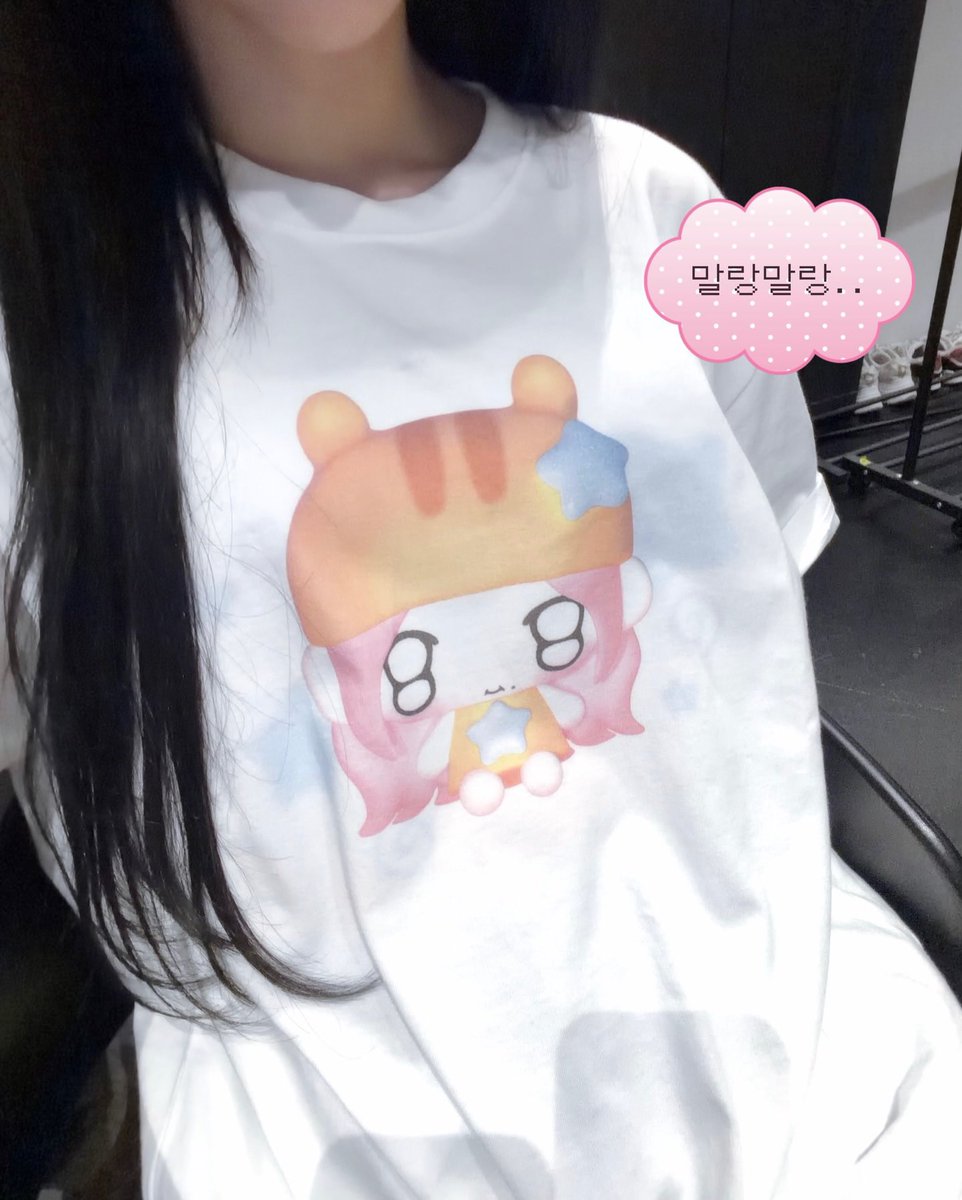 of__autumn's tweet photo. 260316 인스타 #가을
-
몽 ·_____· https://t.co/5fFP6dTet4