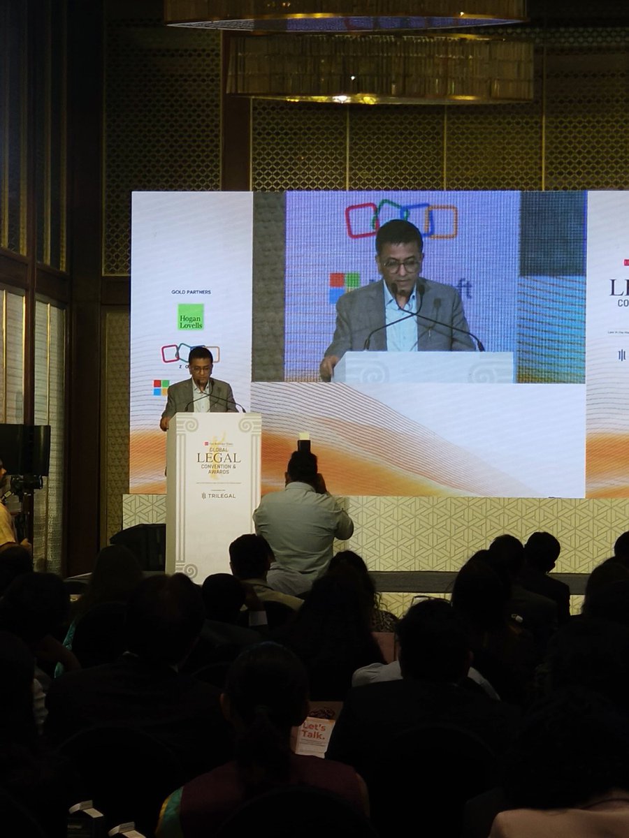 Zoho Sign tweet media