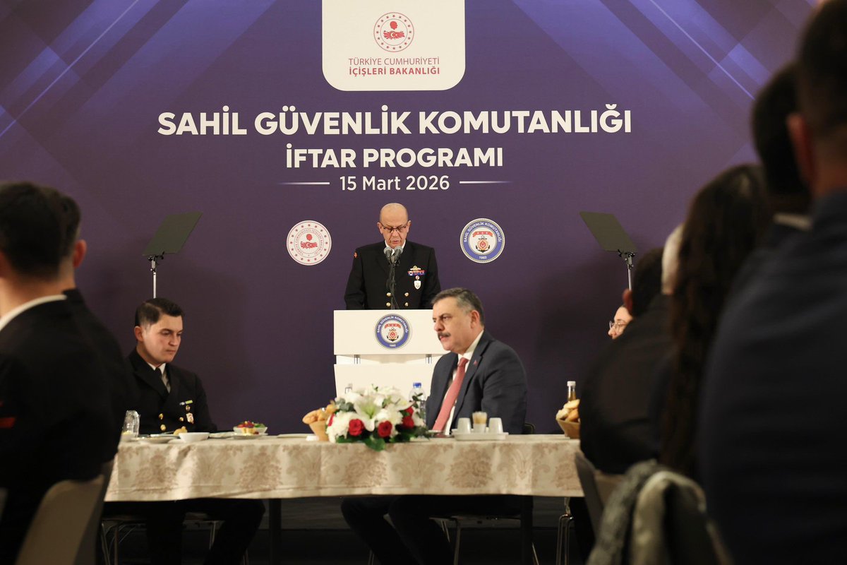 sahilguvkom's tweet photo. İçişleri Bakanımız Sayın Mustafa ÇİFTÇİ’nin ev sahipliğinde, Sayın Bakan Yardımcılarımızın teşrifleri ve Sahil Güvenlik Komutanımız Koramiral Ahmet KENDİR’in katılımlarıyla Sahil Güvenlik Komutanlığı ailemiz iftar programında bir araya geldi. 
📍Ankara
🗓15 Mart 2026
#SahilGüvenlik
#CoastGuard
