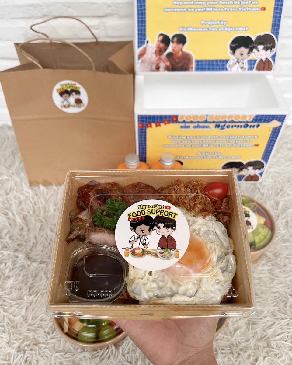 kringklong's tweet image. Food support for K.Ngern and K.Oat from interfans. Thank you so much for the support naka. 🐻🥜🥄
#NgernOat #เงินโอ๊ต 

☎️ Tel. 095-1244644
📱 Line. @Kringklong64
#foodsupport #kringklongfoodbox
