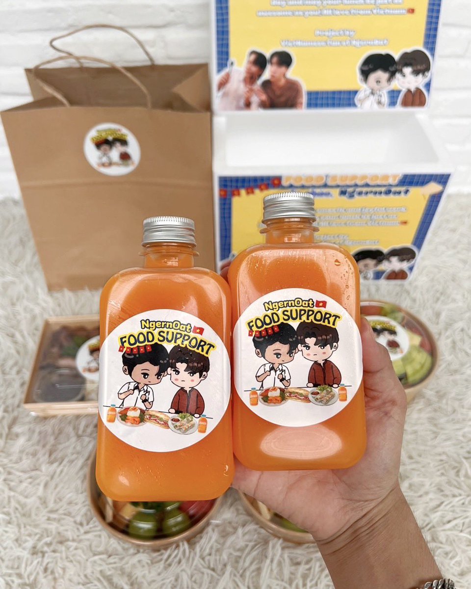 kringklong's tweet image. Food support for K.Ngern and K.Oat from interfans. Thank you so much for the support naka. 🐻🥜🥄
#NgernOat #เงินโอ๊ต 

☎️ Tel. 095-1244644
📱 Line. @Kringklong64
#foodsupport #kringklongfoodbox