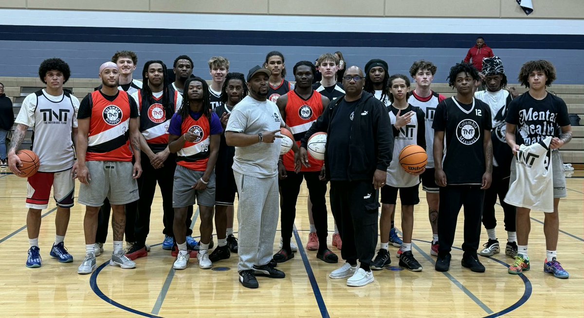 COMO TNT BASKETBALL tweet media