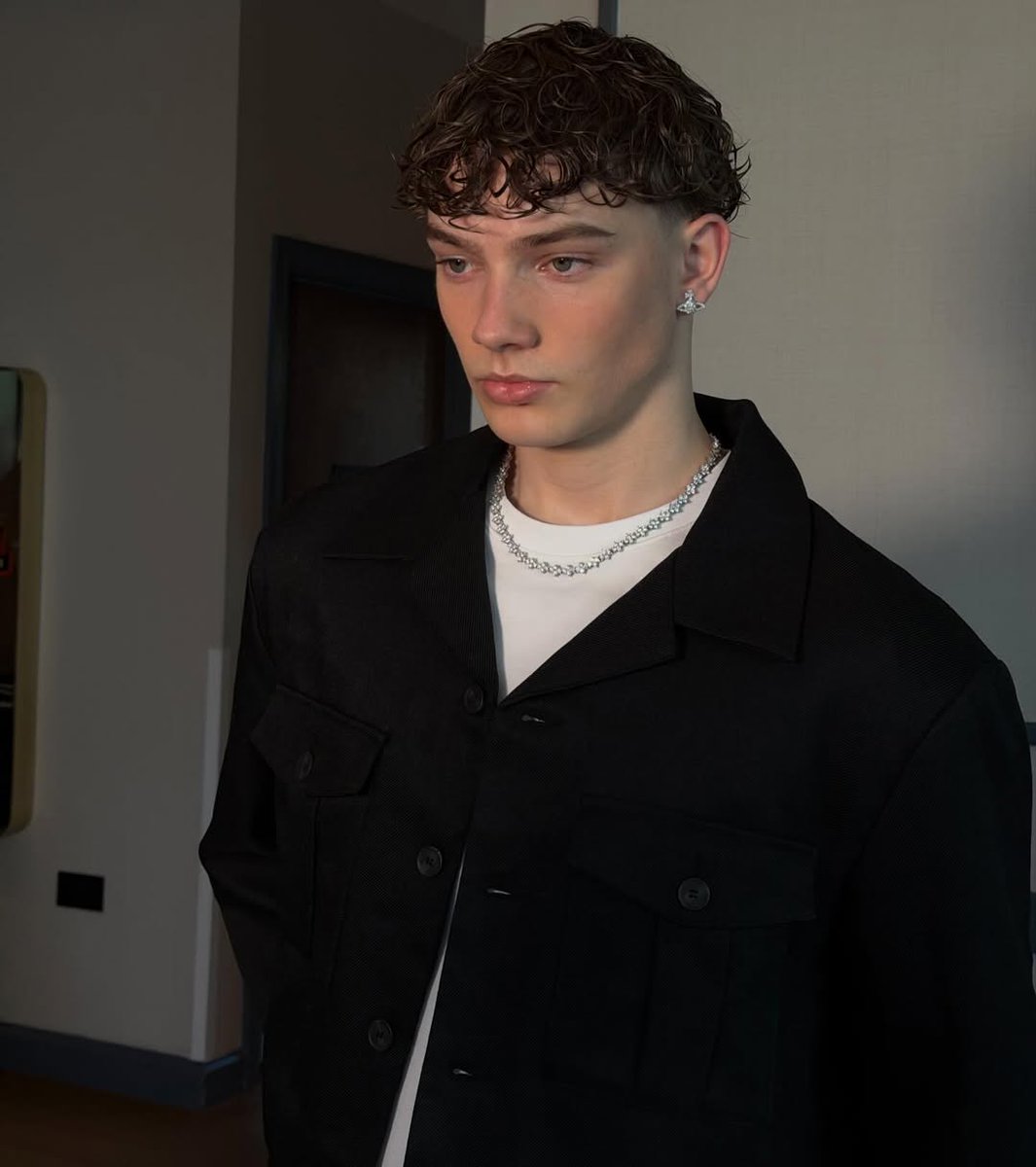 ディセンバー・テン | December 10 (D10) 日本公式 tweet media