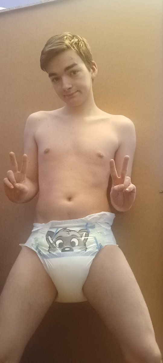 0Diaperboy tweet media