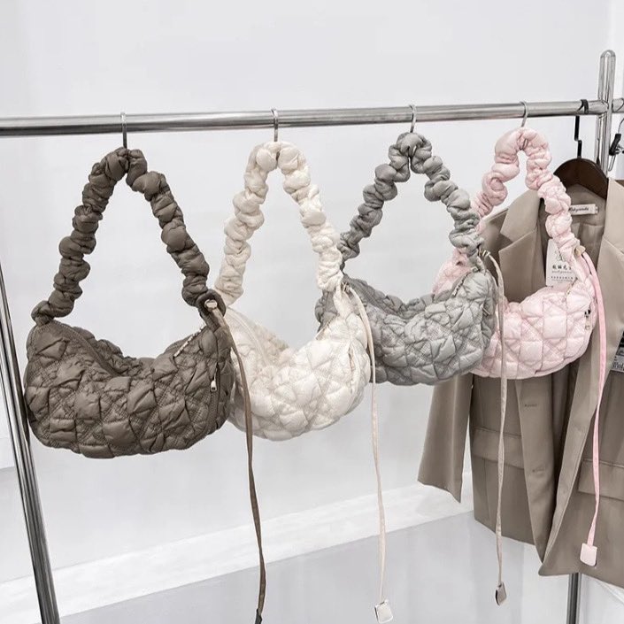 𝜗𝜚 tweet media