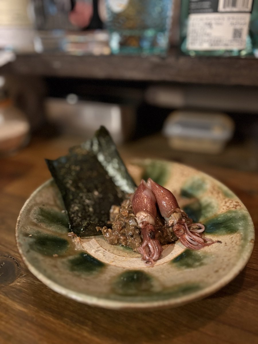pirorin39's tweet photo. 「ホタルイカのなめろう」です。
旬のホタルイカをなめろうにしました！
海苔に巻いても良し！お酒が進むアテとして最高です！！
お腹空いてなくてもちょうどいいおつまみなのでみなさんどうぞ〜！
@tabata_bar https://t.co/tZNDkvjawO