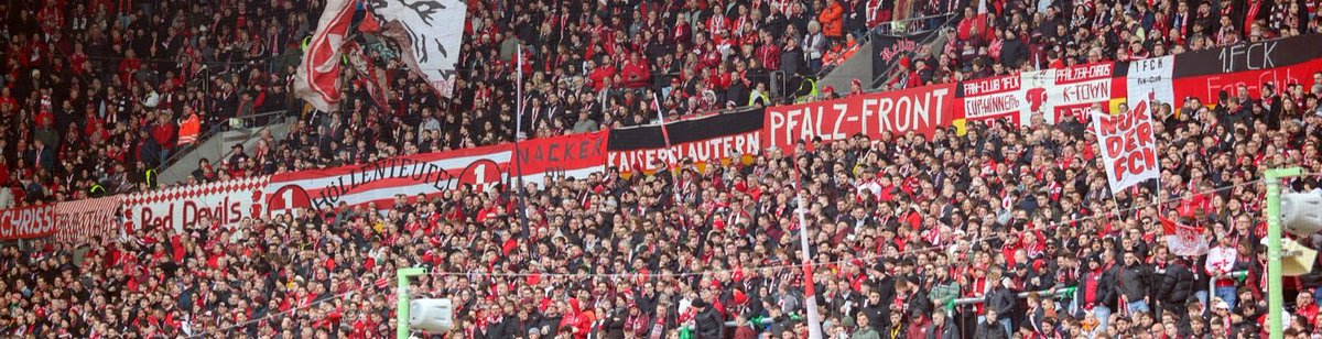 CointossG's tweet photo. @ultras_clips Notice the small details as well: Some of the flags on the fence in the background behind the goal are the same ones that were hanging in the Berlin Stadium (where the cup final takes place) during the 1996 game. Really old-school ones. https://t.co/kSlKBQ5d7r