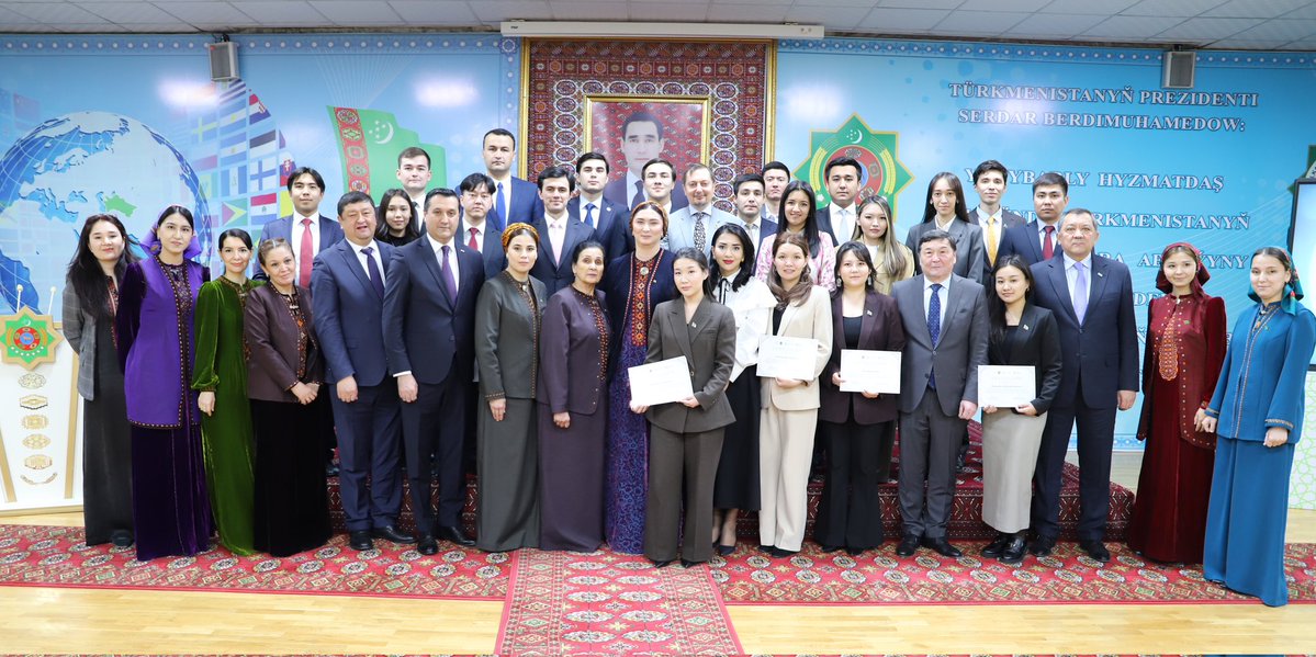 Dmitry Shlapachenko tweet media