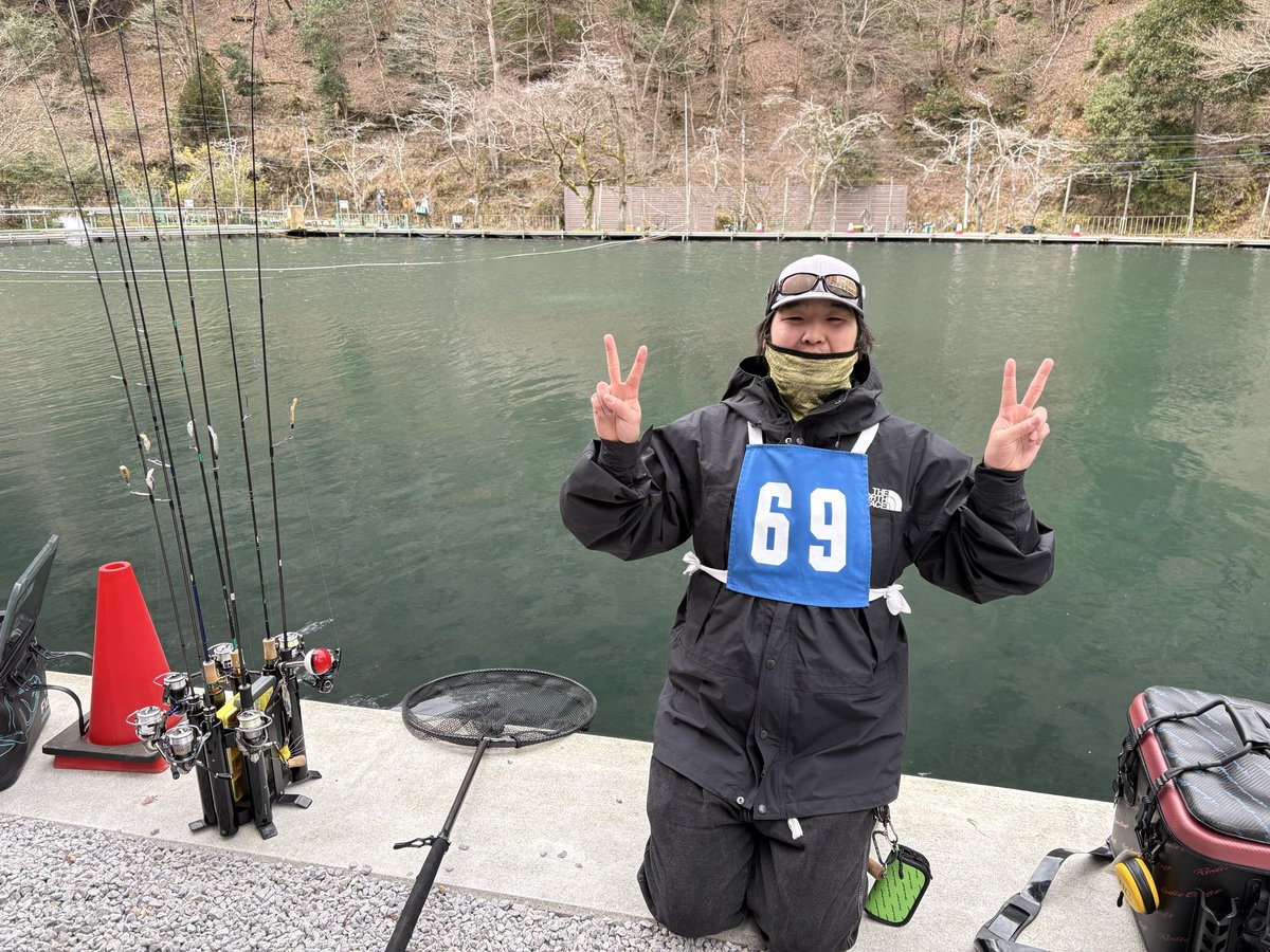 おこた tweet media