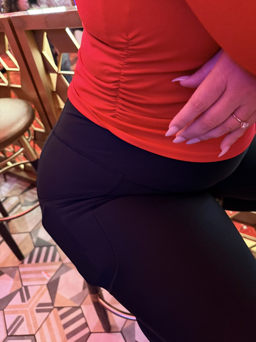 1107Fun_Couple's tweet photo. Great night out! How it started how it ended. #pawg #Florida #thong #bwc https://t.co/8fRBOT72r9