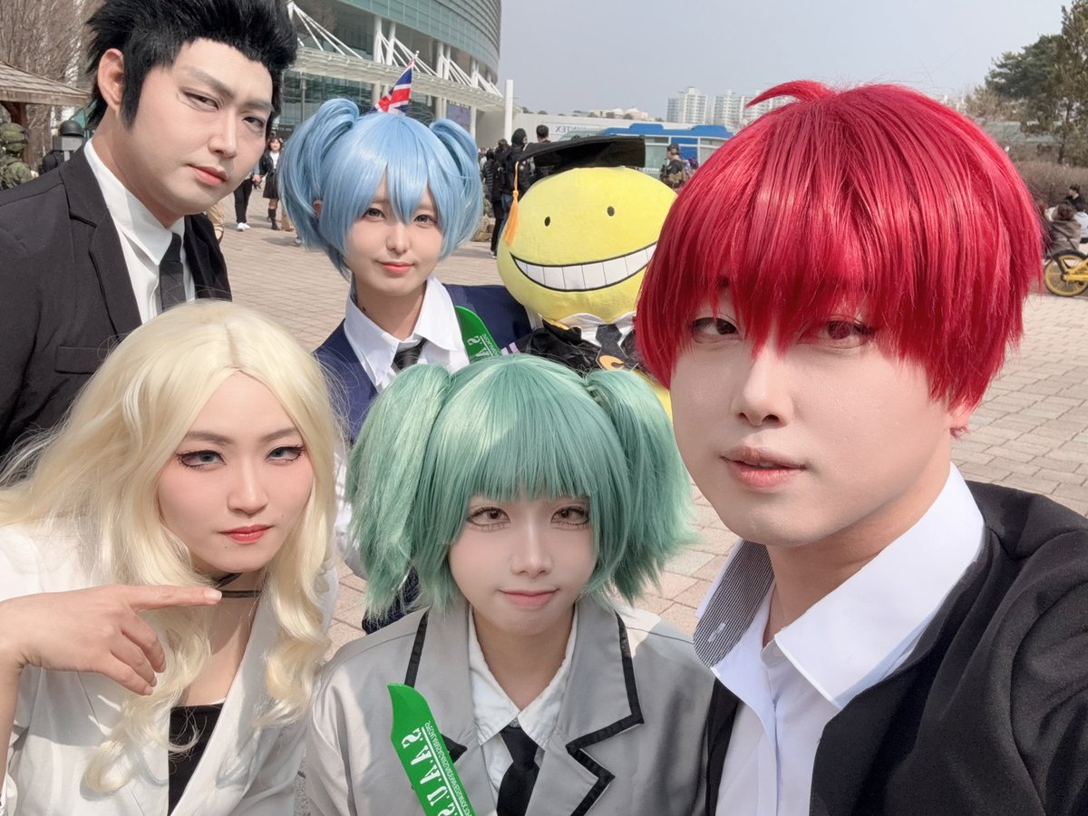 라이터 tweet media