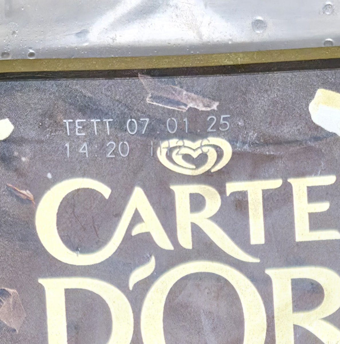 xmomusic's tweet image. 14 ay geçmiş dondurma mı satılır? @A101iletisim ve @AlgidaTurkiye sessiz kalarak bu skandalı kapatamazsınız. Bu sadece bir mağduriyet değil, halk sağlığı sorunudur. #Alo174 dahil tüm resmi şikayetleri yaptım. Takipçisiyim!

#A101 #Algida #Denetim @UnileverTurkiye @TCTarim