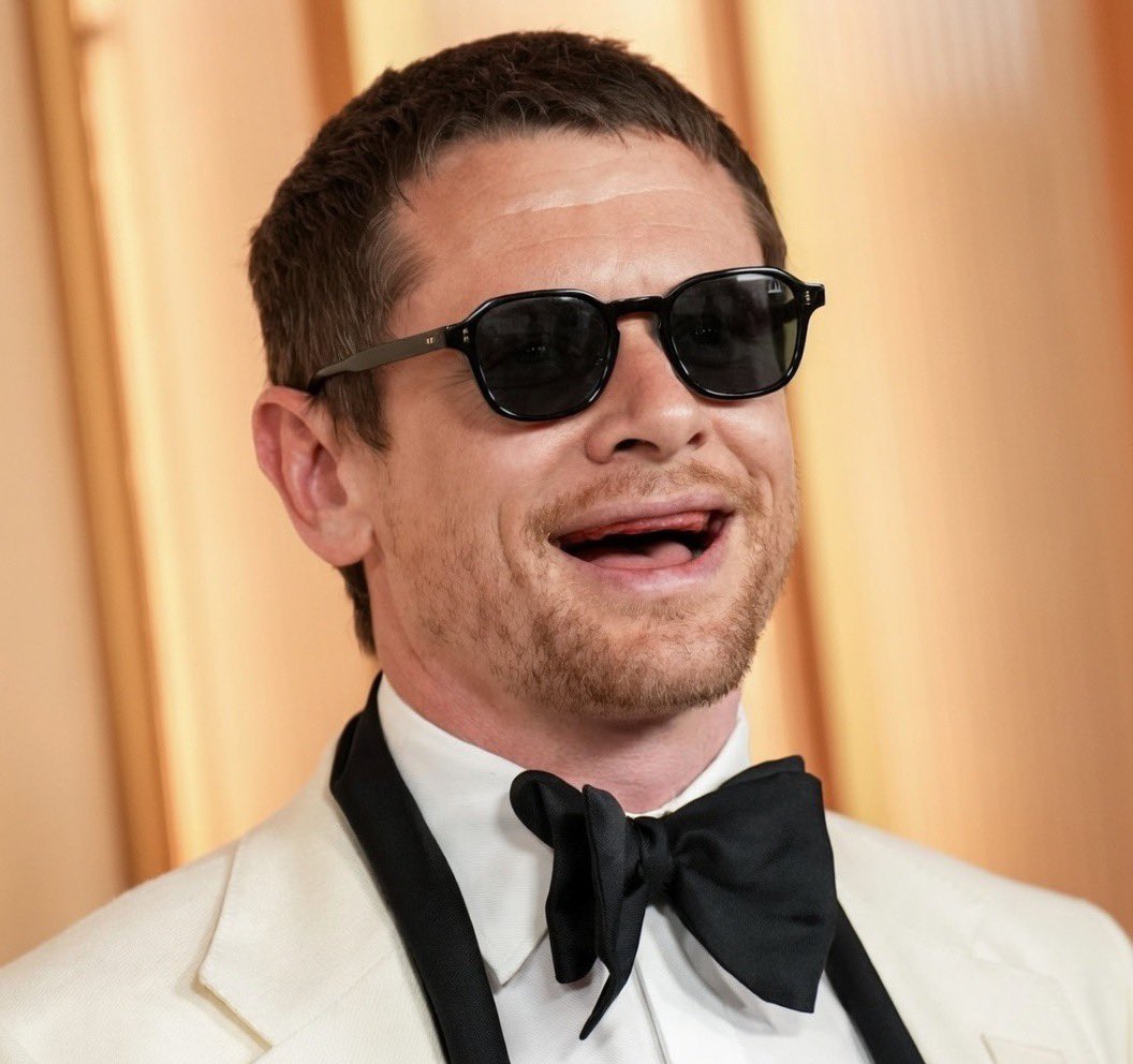 khristian tweet media