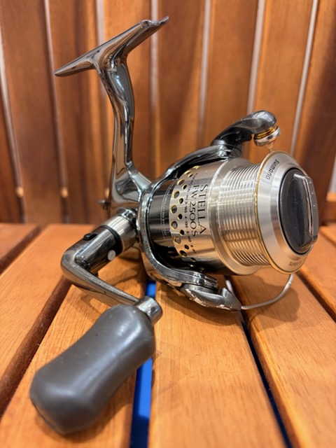シマノ 01ステラFW2500S ボディ /管理AM1939/06 | TOPONIMIKA シマノ 01ステラFW2500S ボディ /管理AM1939/06 | TOPONIMIKA