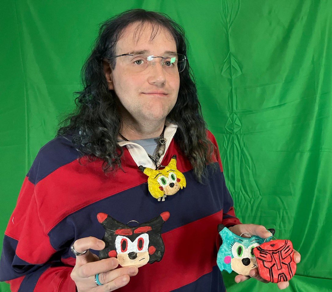 There is  a much happier Christopher Weston chandler out there in the multiverse, <a href="/CPU_CWCSonichu/">Jesus Christ Chan Sonichu Prime ⚡️💙⚡️ On 🦋 BSky</a> …. Why couldn’t it be this way 😢#sonichu