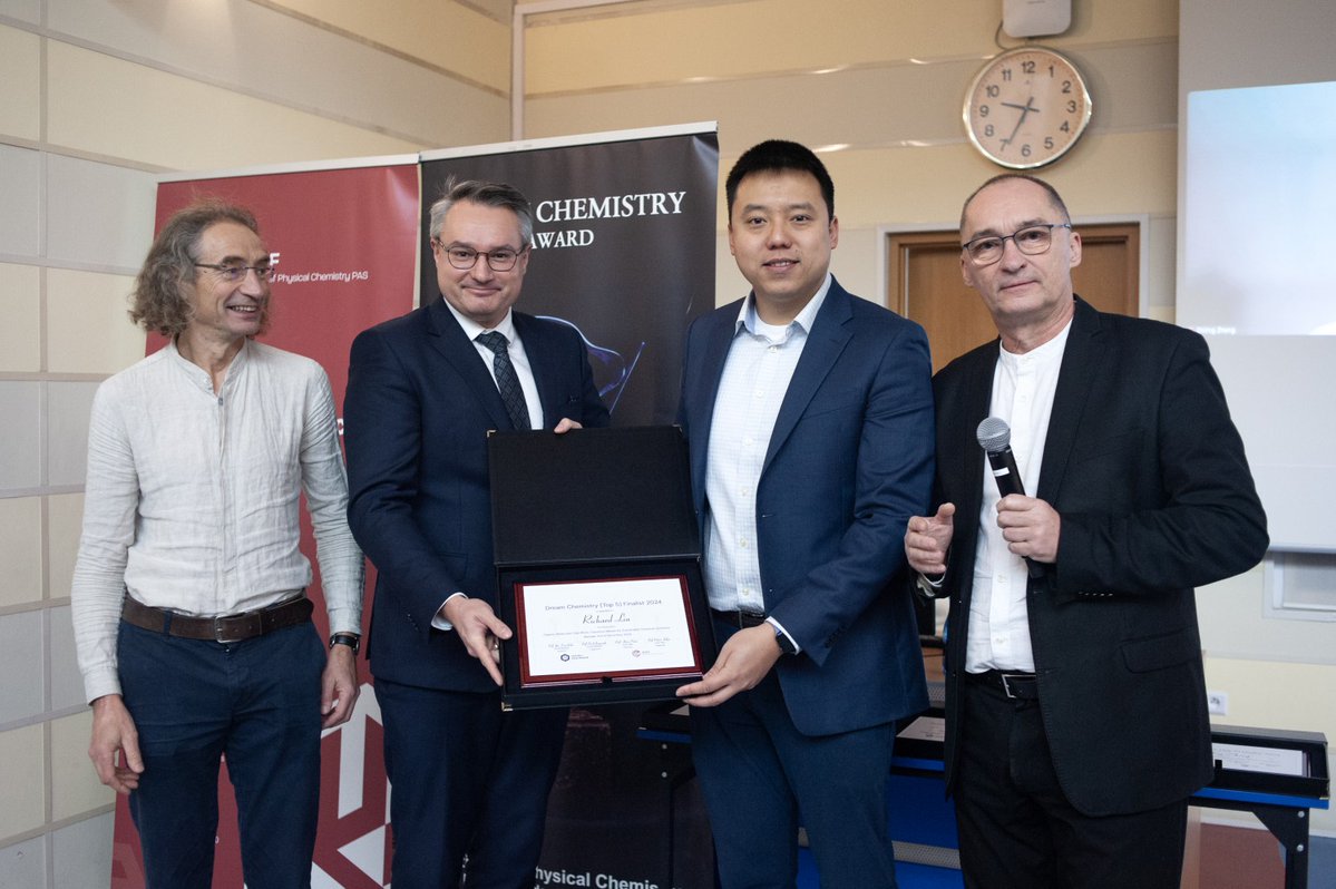 IChF PAN tweet media