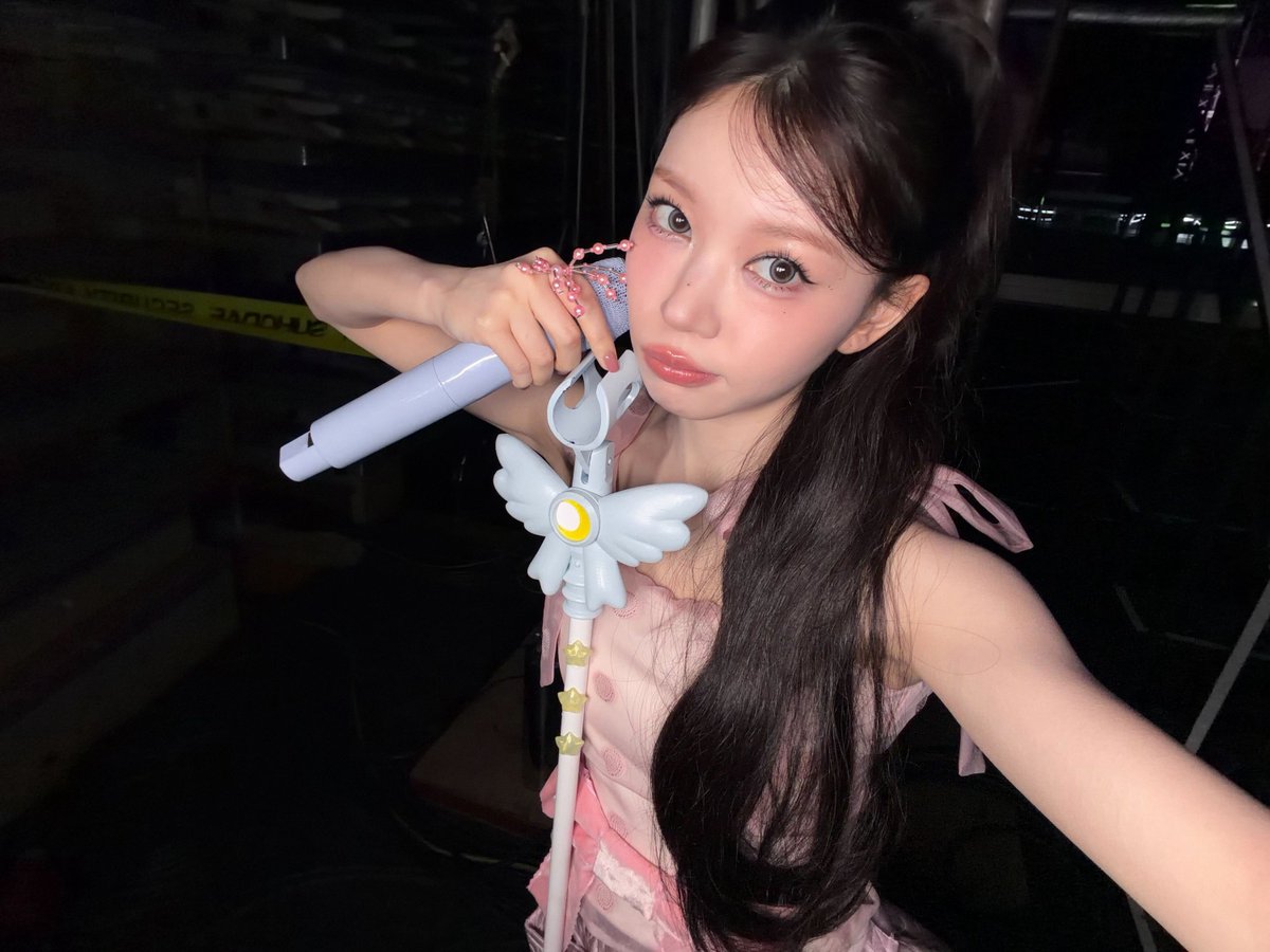 picsillit's tweet photo. moka weverse update https://t.co/fUdGKTAReO