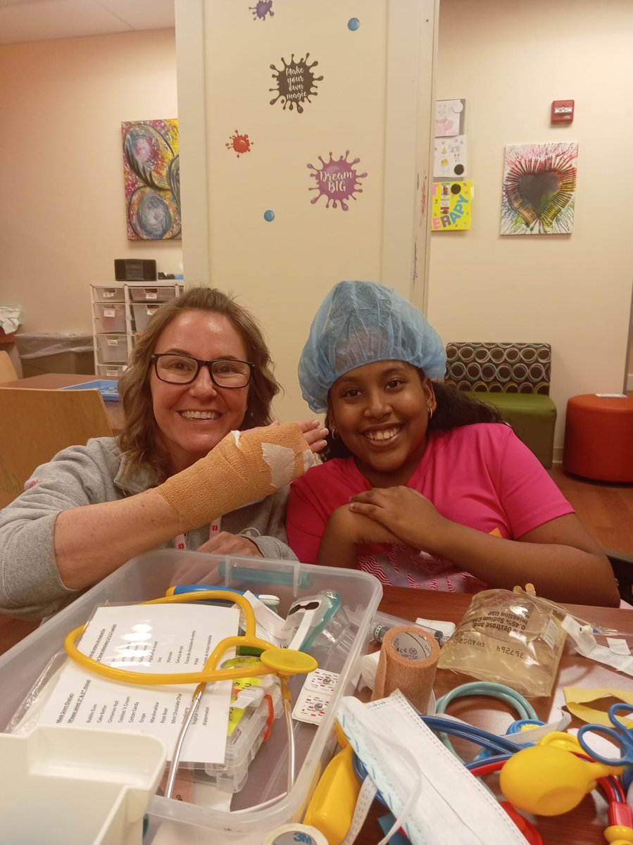 ShrinersStLouis's tweet photo. Help us celebrate child life specialist, Cara, for her ability to use PLAY to make the patient-experience more comfortable. It's Child Life Month and we know this team's work is LIFE-CHANGING for kids!

#kids #hope #ChildLifeMonth https://t.co/mNAaddNS9b