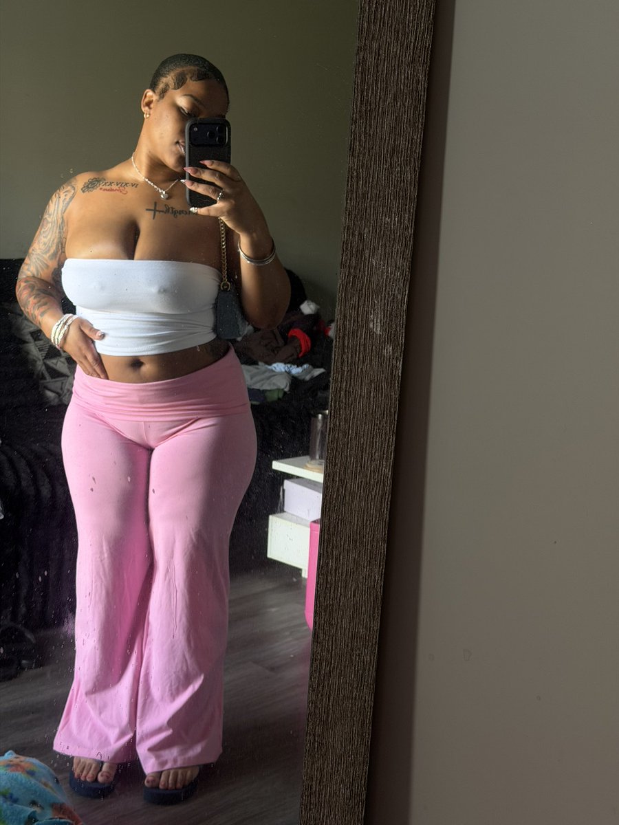 MS. F!NEE $HITT tweet media