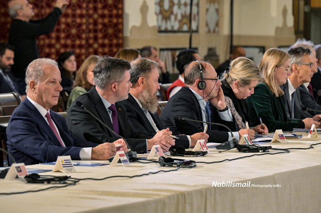 Embamex Líbano tweet media