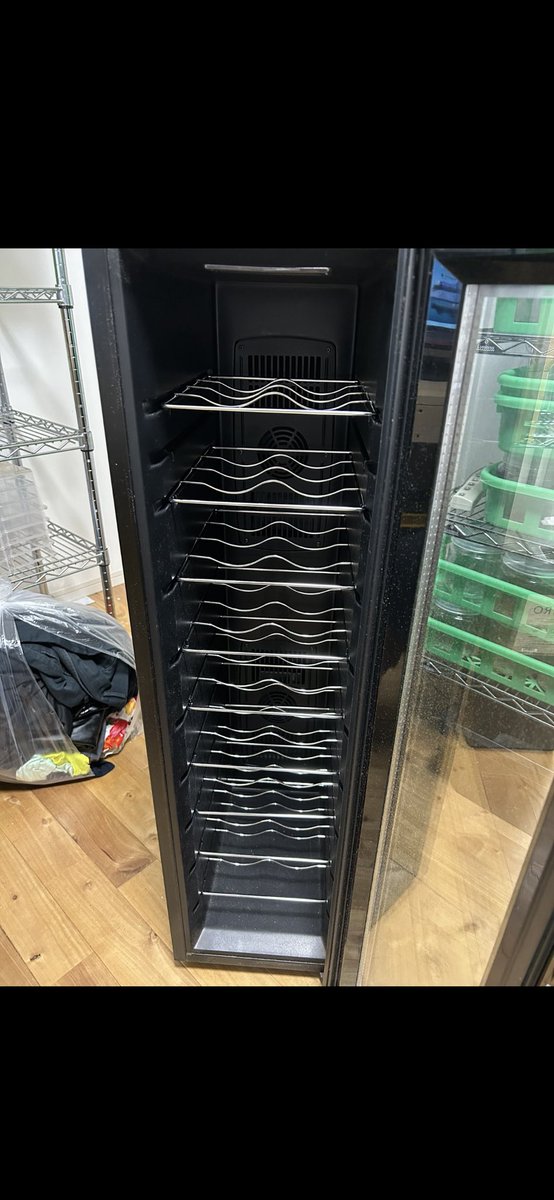 ありパパ tweet media