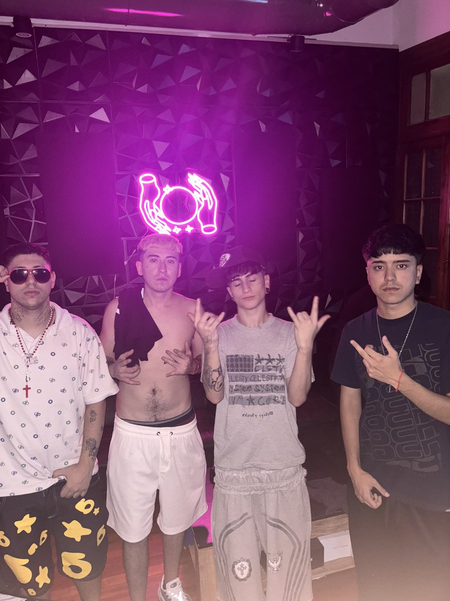 pankkyvvs tweet media