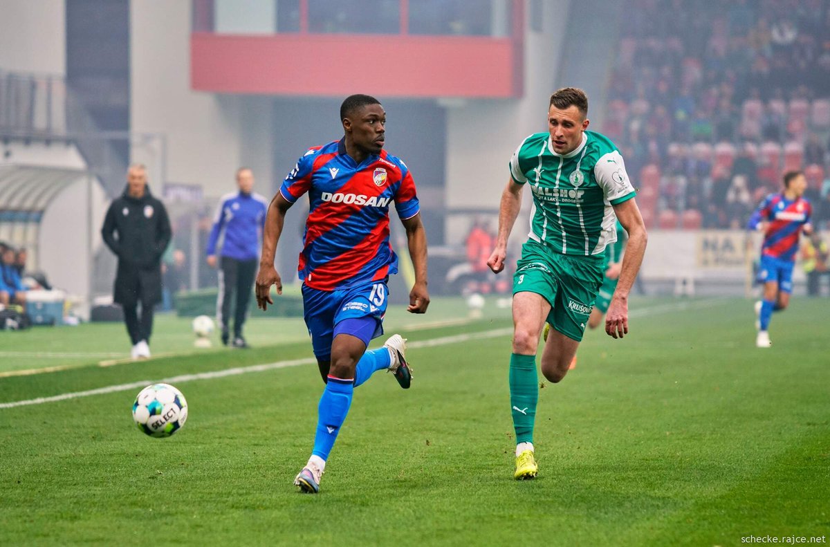 strakam2's tweet photo. Důležité tři body! @fcviktorkaplzen - @bohemians1905 2:0 @chanceliga 
https://t.co/voS4y5y0MR https://t.co/2zexOL4xQT
