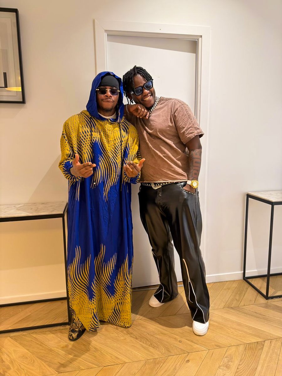 Amateka Mashya agiye kwandikwa! Bruce Melodie yamaze gukorana indirimbo na Oxlade

Umuhanzi Bruce Melodie  yamaze  gukorana indirimbo na mugenzi we wo muri Nigeria, Oxlade uri mu bahanzi bakomeye ku Mugabane wa Afurika.

Amakuru yizewe yemeza ko aba bombi bahuriye i Paris mu