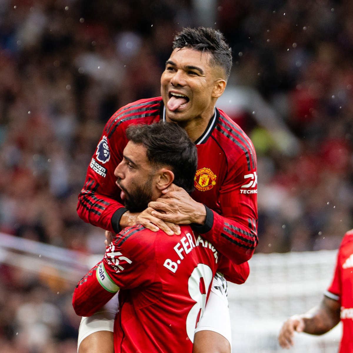 SimplyUtd tweet media