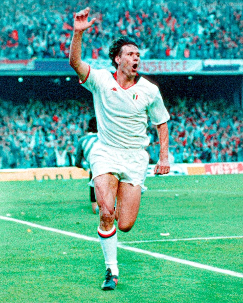 90s Football tweet media