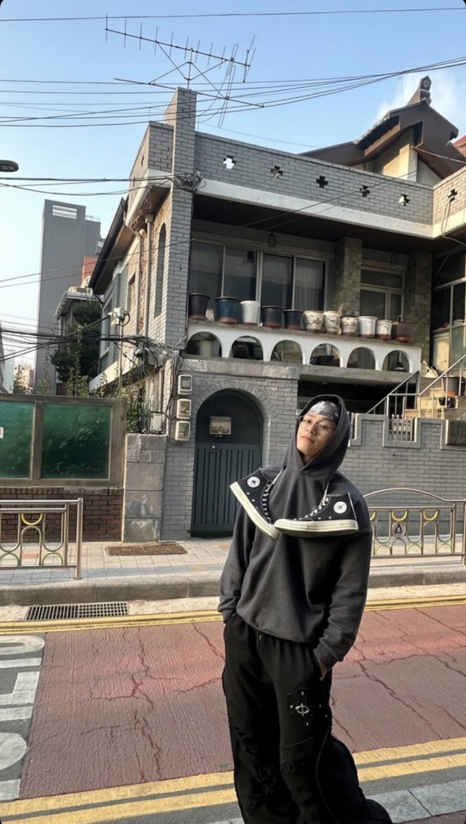 우먕. tweet media