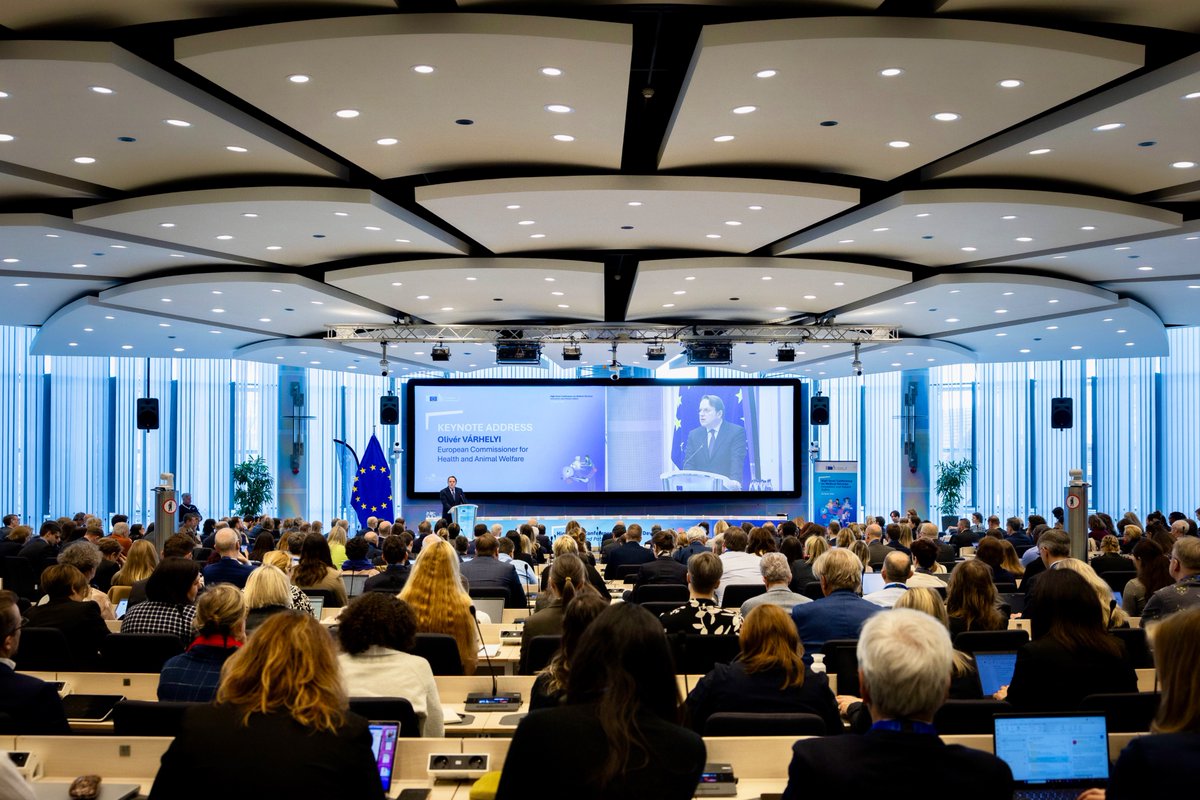 Oliver Varhelyi tweet media