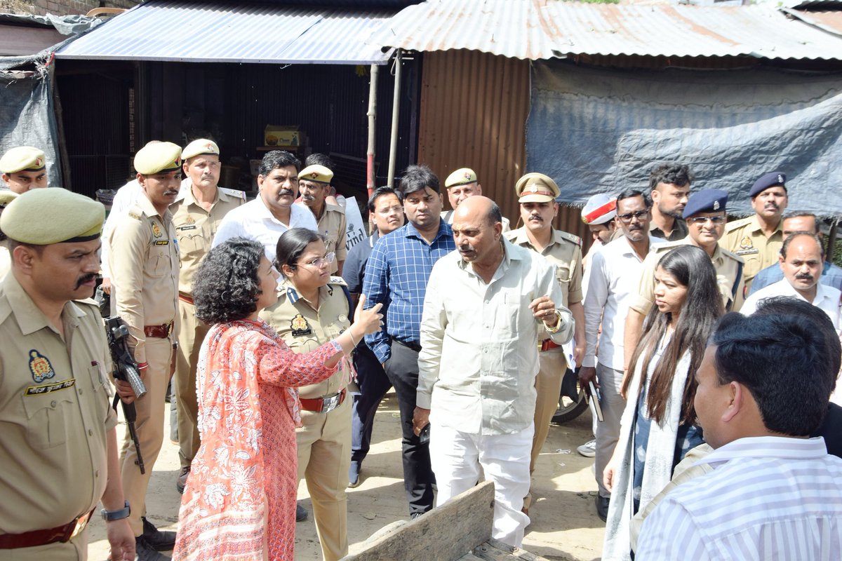 DM LAKHIMPUR KHERI tweet media