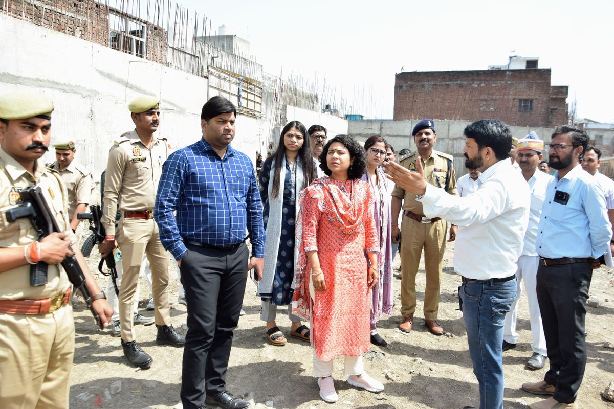 DM LAKHIMPUR KHERI tweet media