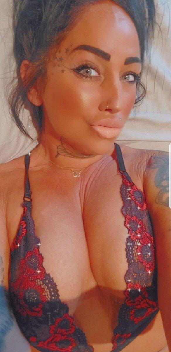 mary Kyle 007 tweet media