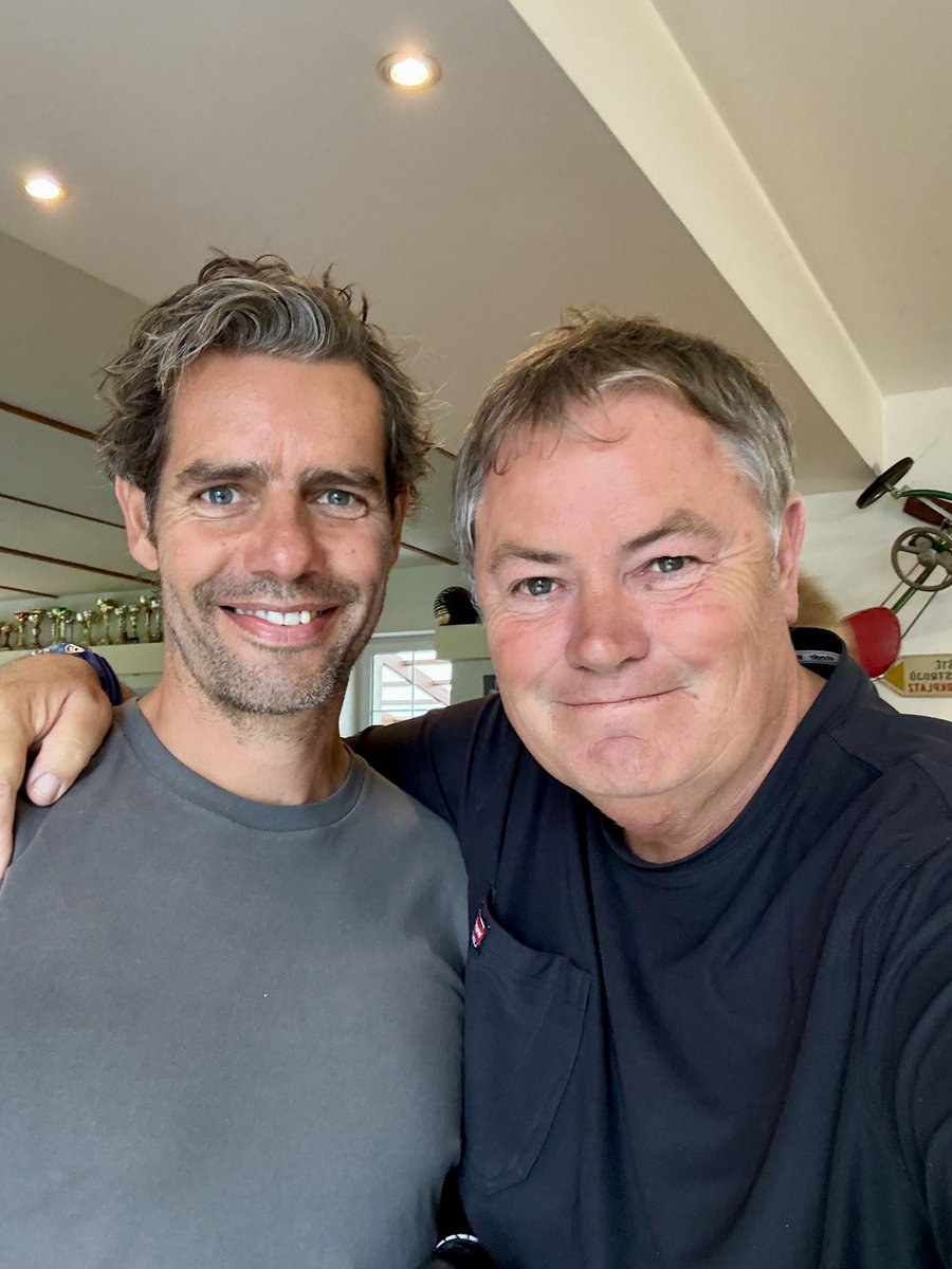 Mike Brewer tweet media