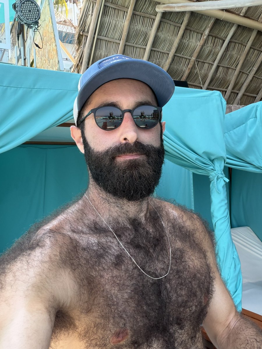 Guy Woof tweet media
