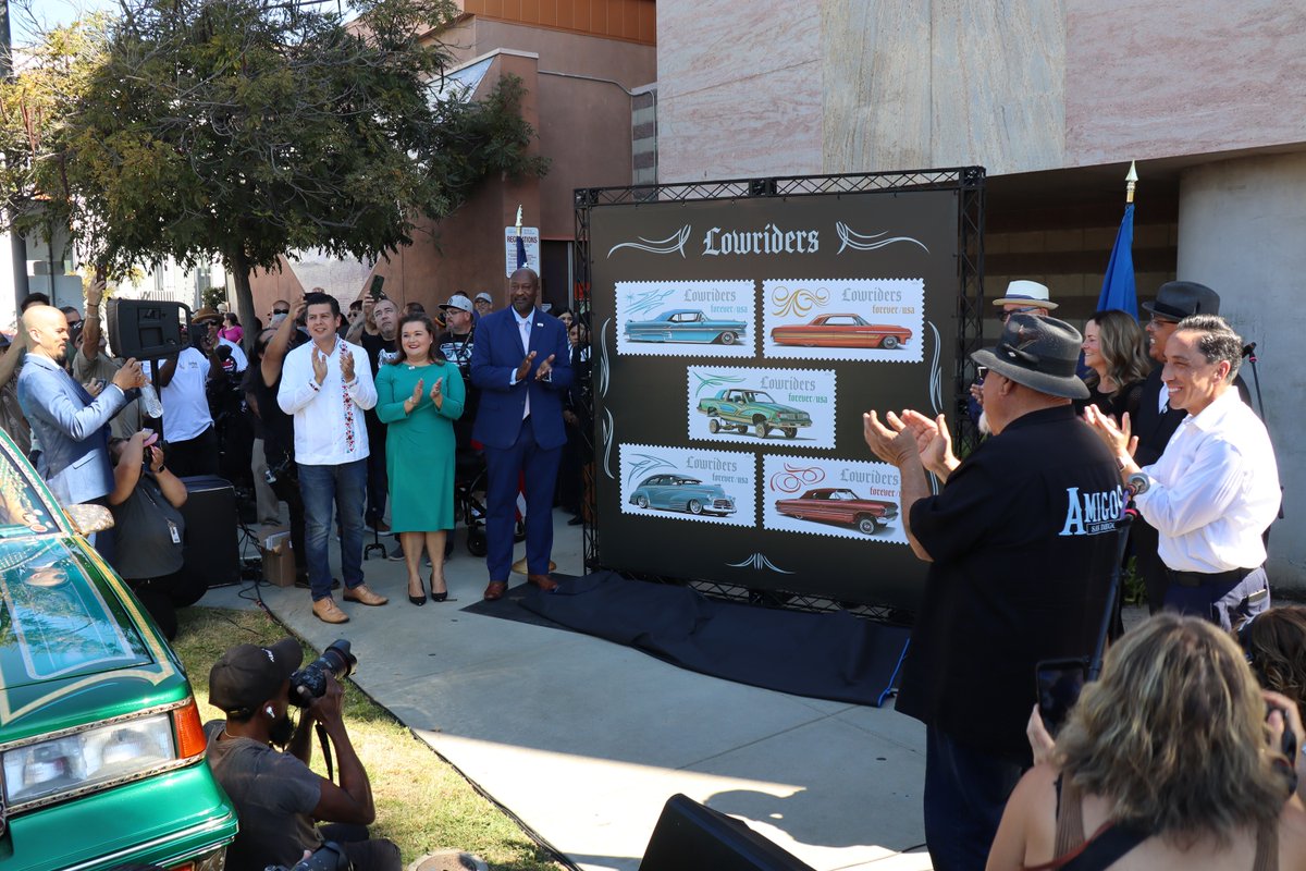 U.S. Postal Service tweet media