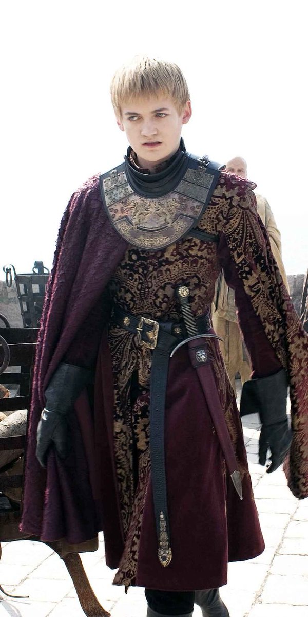 mei 𖤐 📖 : fire & blood. tweet media