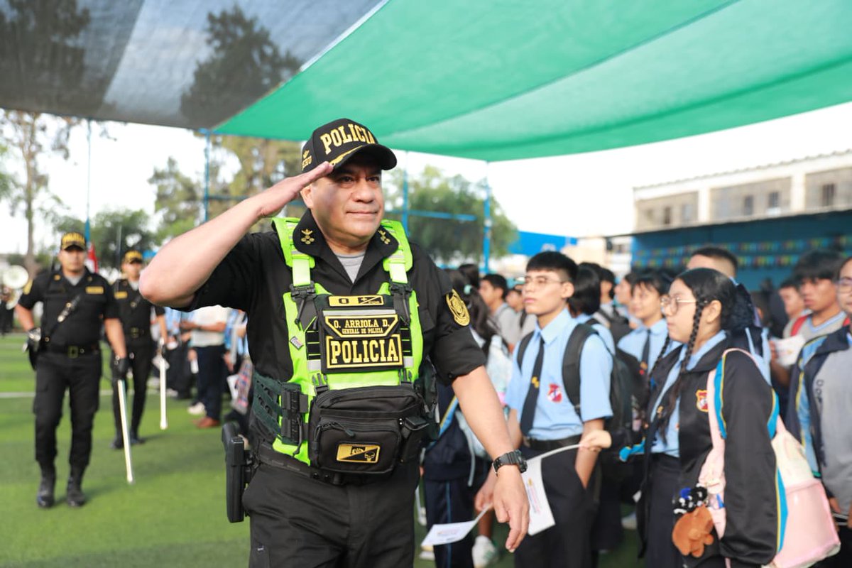 Policía Nacional del Perú tweet media