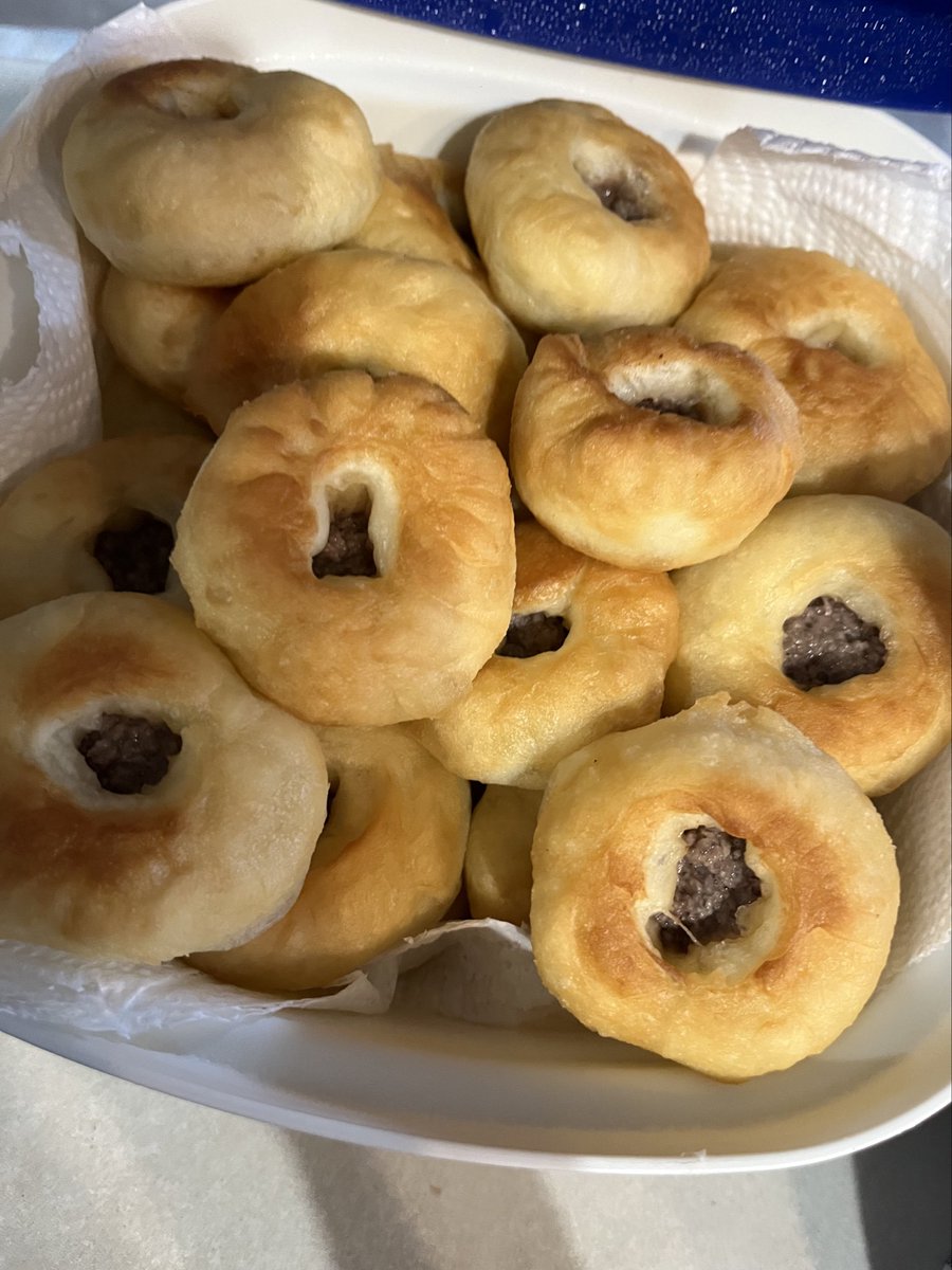 St_Amina 💙💛 tweet media