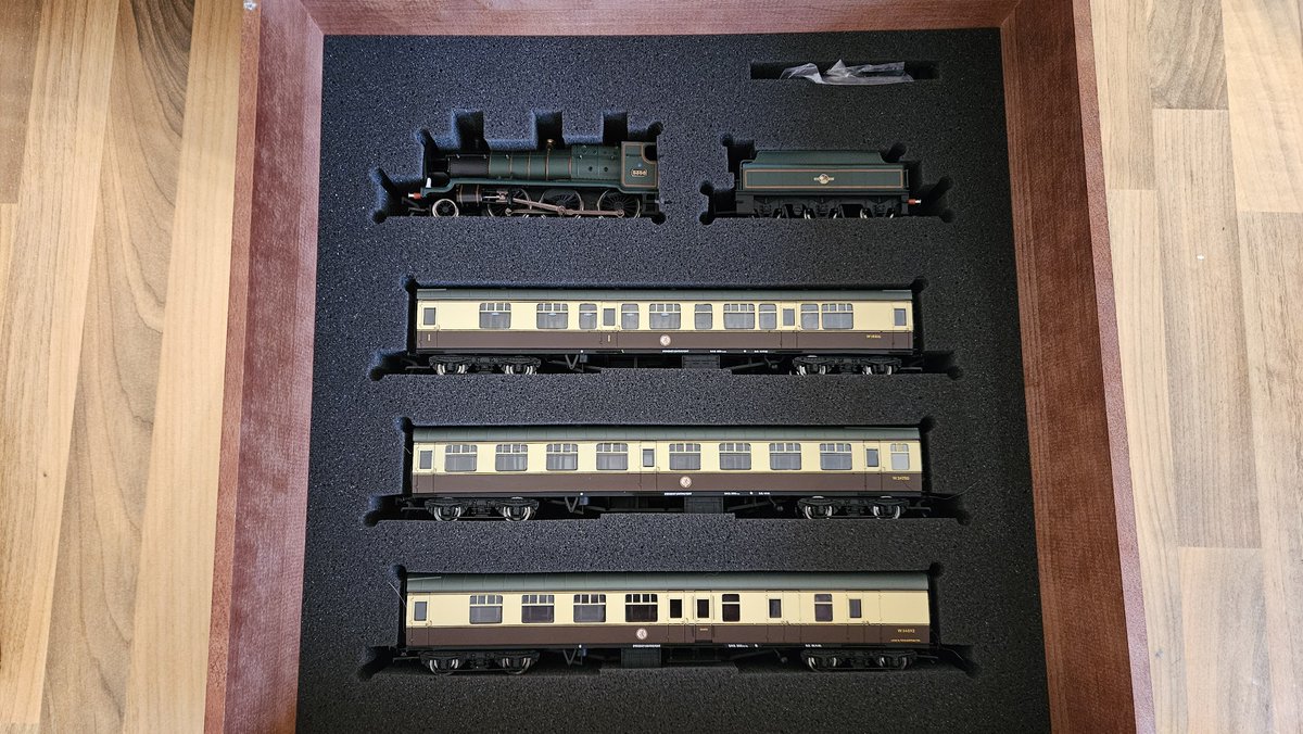 GBHtrain tweet media