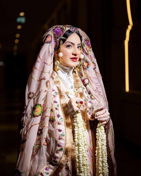 العاتي . tweet media