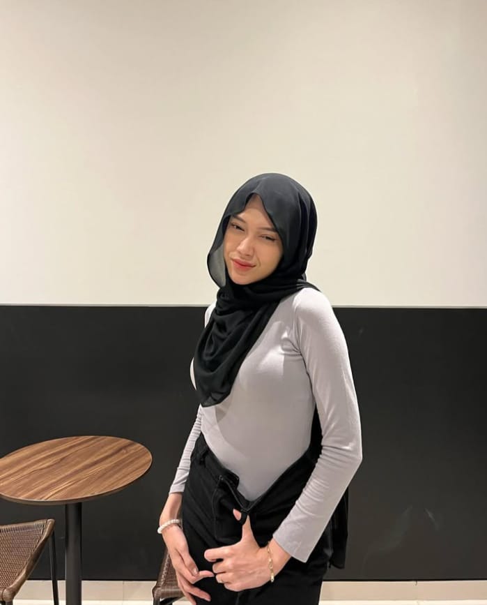 IncludeSolo233's tweet photo. Ready ya panggilan htl 🥰
#availsolo #exposolo #BOSolo https://t.co/ZNAnOlAHFS
