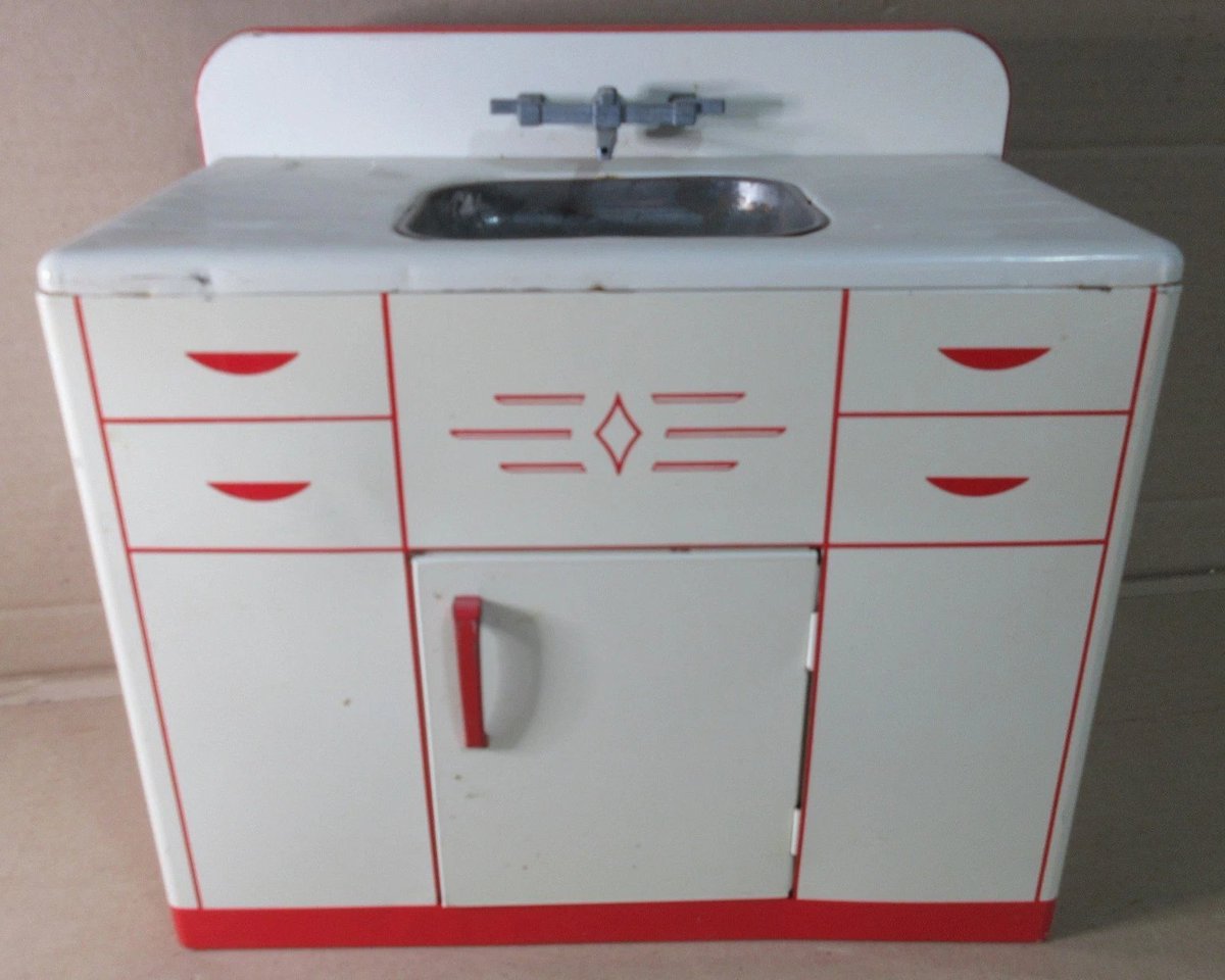 Rustic Relics tweet media