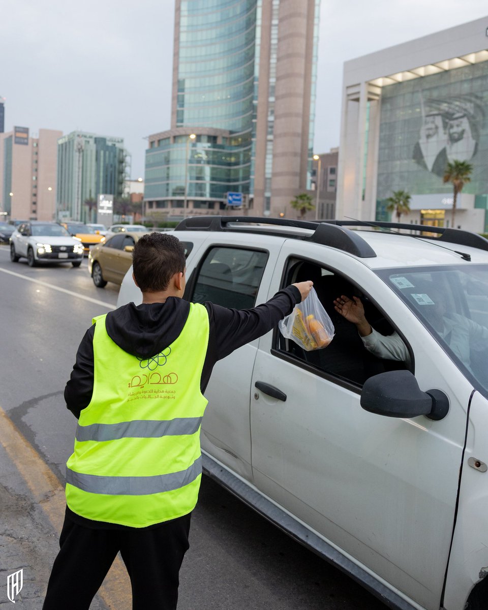 مجتمع القادسية tweet media