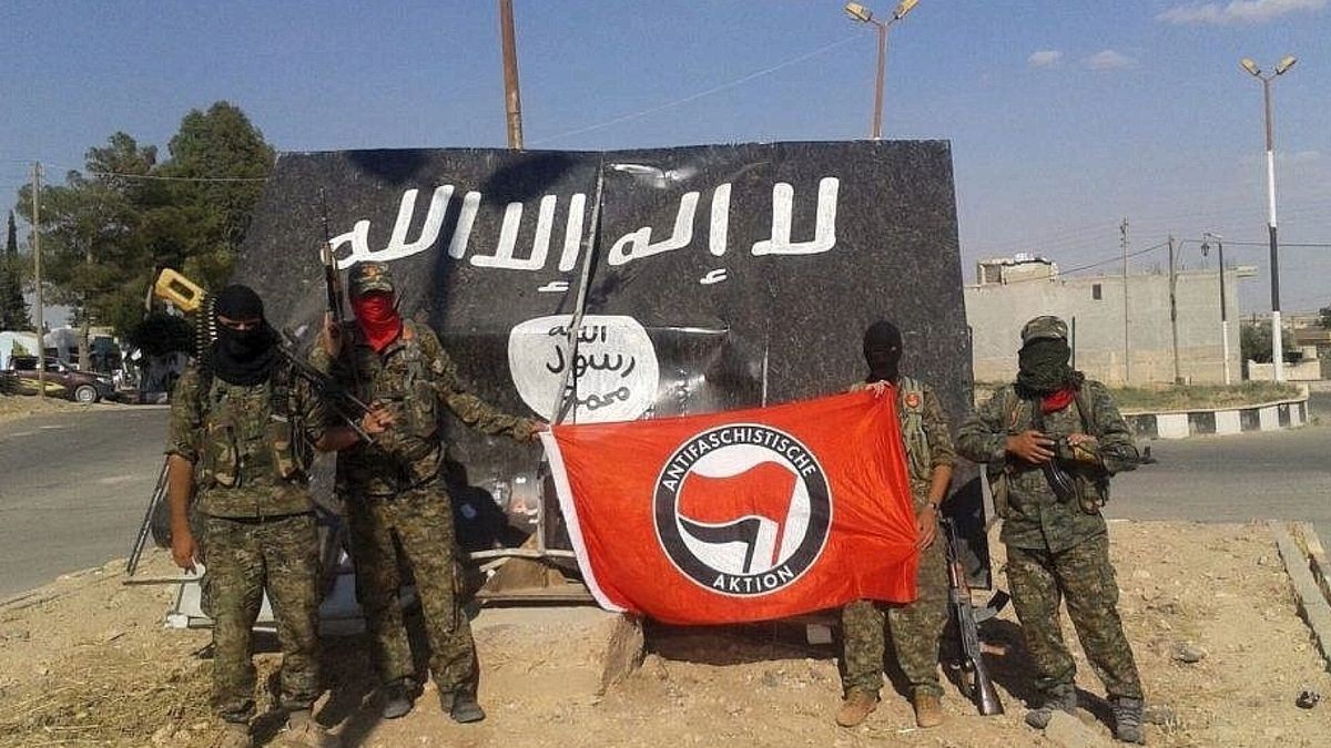 Fαɳƚσɱ tweet media