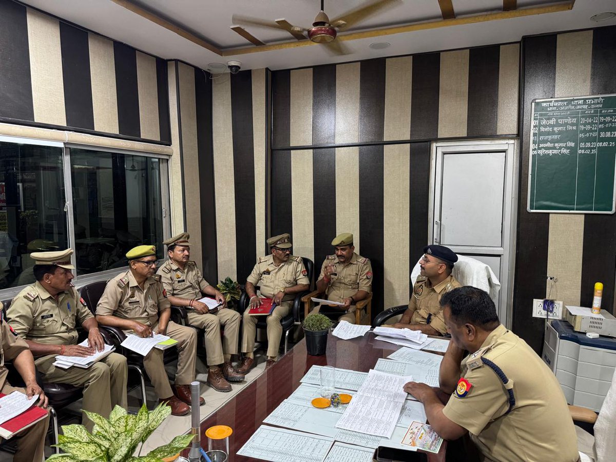 UNNAO POLICE tweet media