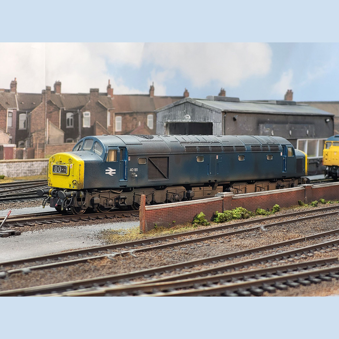 hornby's tweet image. The #MondayMotivation we all needed! 

Check out this modified model, we’re loving the realistic weathering of the Class 40 locomotive in this photo by Ste.

👉Share your models with us in the comments below or by email to marketing@Hornby.com

#Hornby #Modelrailways